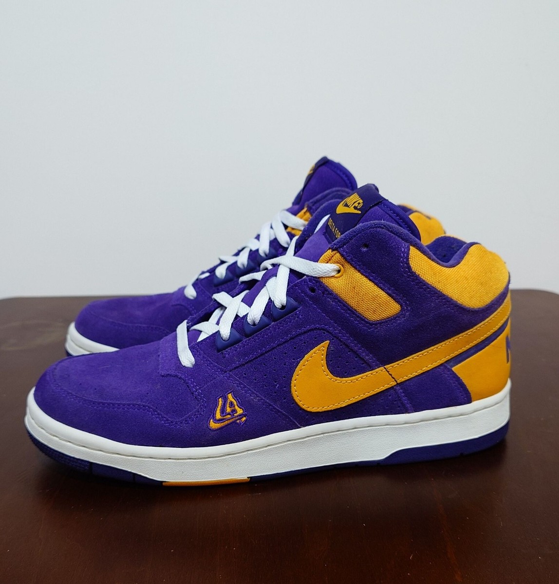 ★Nike ナイキ Nike Delta Force 3/4 LA Lakers Vintage 2004 Nike Delta Force 3/4 sz 10 COURT PURPLE KOBE