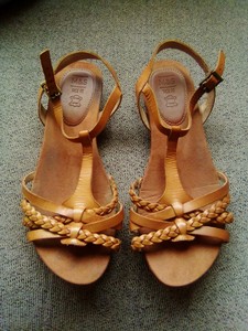 m and s sandals wide fit