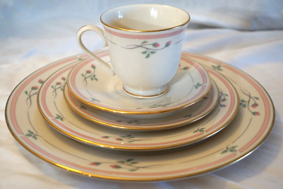 LENOX CHINA ROSE MANOR 5 PIECE PLACE SET BONE CHINA METROPOLITAN