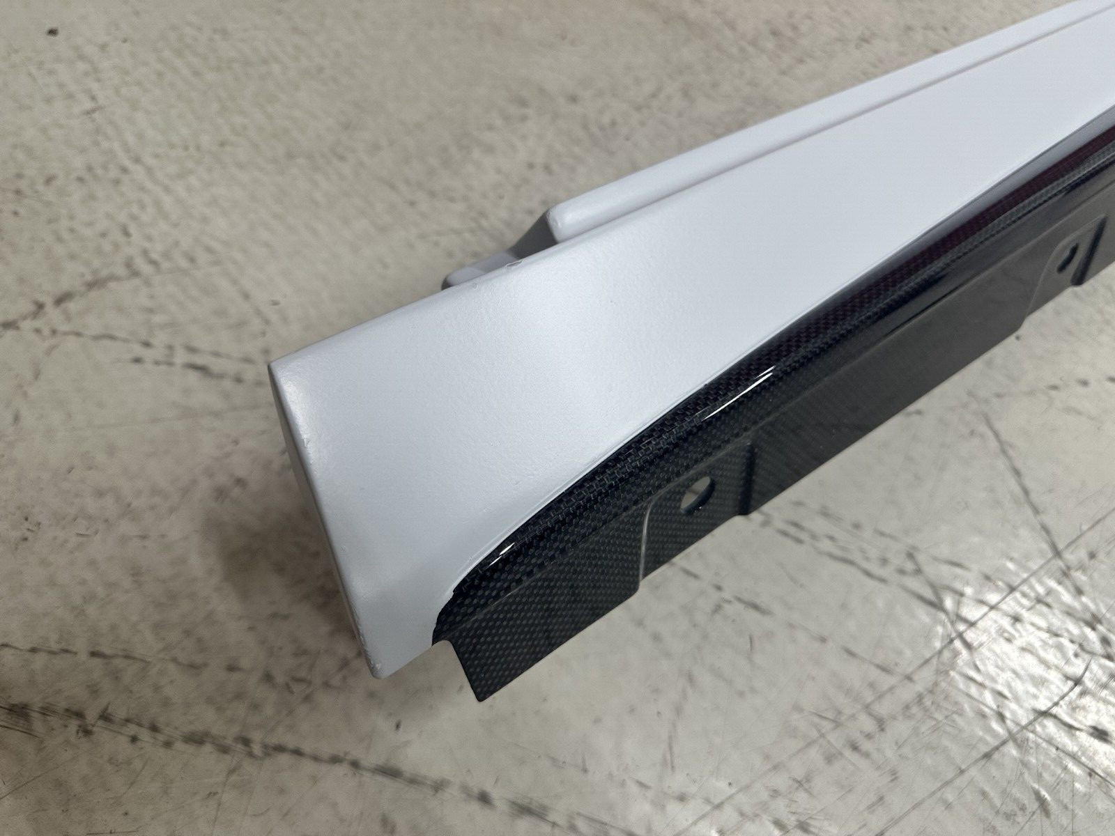 OEM Ferrari 488 GTB / Spider Carbon Fiber Rocker Panel LH side PN 86936410