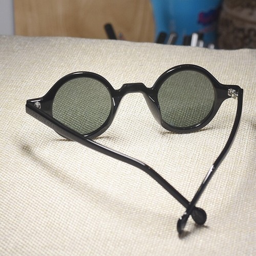 Round Green sunglasses for women green glass sunglasses SMALL men black glasses - Picture 4 of 7