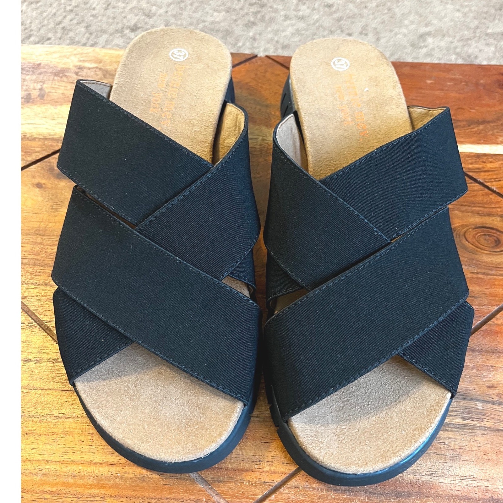 Bernie Mev New York Black Crisscross Elastic Slide Sandals Womens 37 US 6