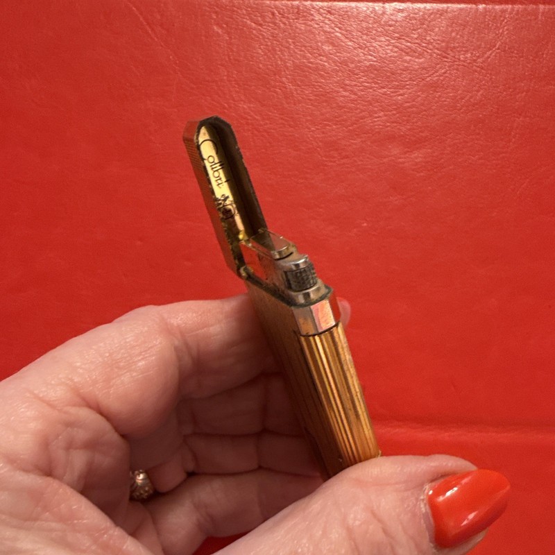 Colibri Gold-Tone Collectible Lighter S9000
