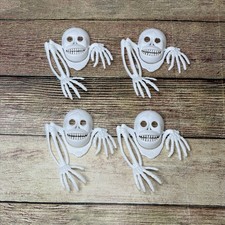 Vintage Halloween Skeleton Peeping Pocket NOS Carnival Treasure Prize Skull