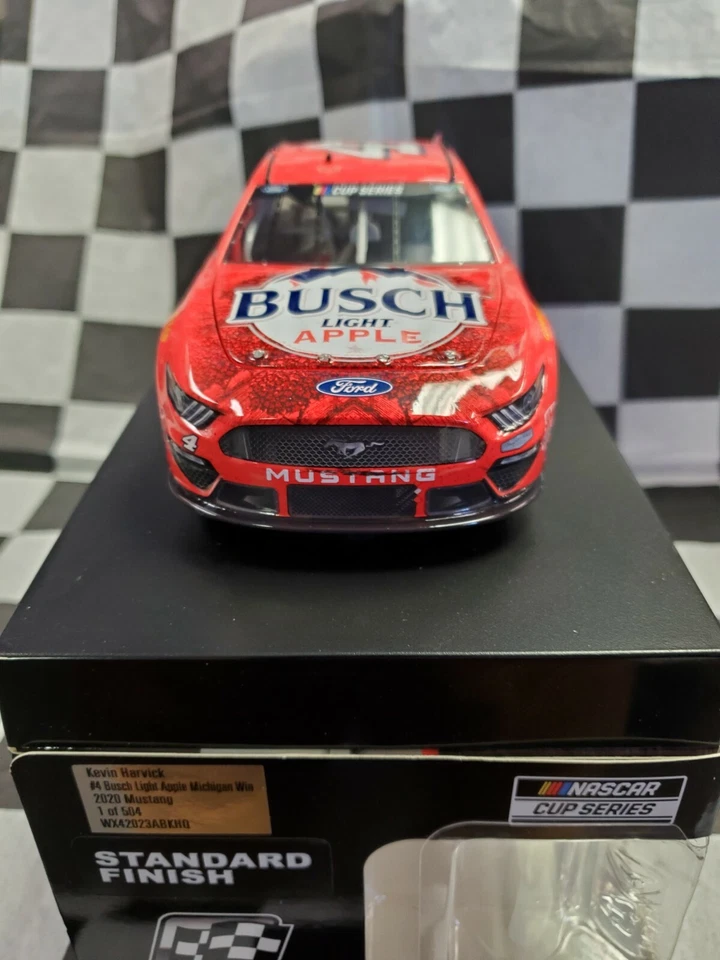 Kevin Harvick #4 Busch Clair Apple " Michigan Win " 2020 1:24 Action - Photo 4/4