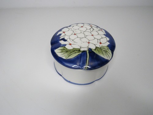 Trinket Box with Lid Hydrangea Ceramic Irice Imports Japan 4" Gift Container - Picture 6 of 11