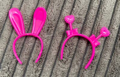 2 Puppen fuchsia rosa Hasenohren & Teeny Bopper Stirnband Set geeignet für Puppen