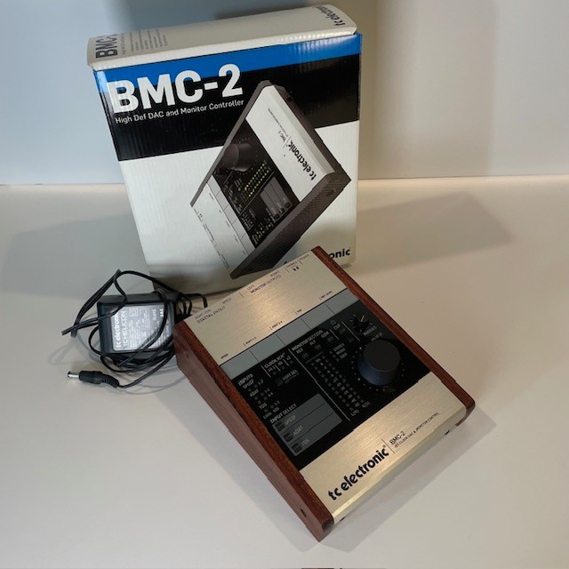 t.c. electronic BMC-2 D/Aコンバーター おまけ付き tc_bmc2_top.jpg?optimize=low&