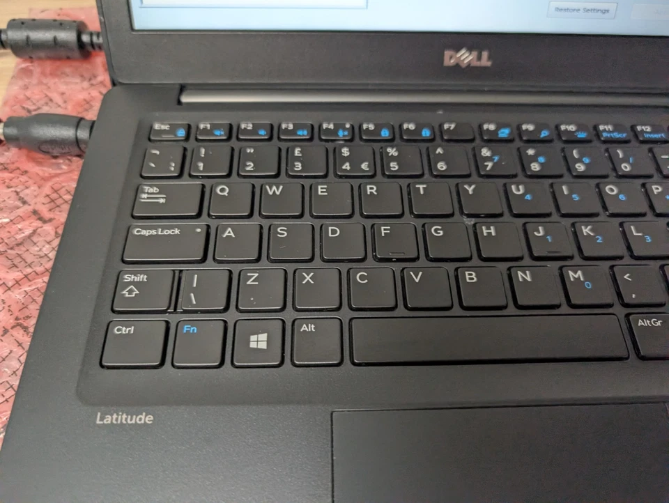 Dell Latitude 7280 Laptop - i5-6300U - 8GB Ram - No Storage - Image 4 of 4