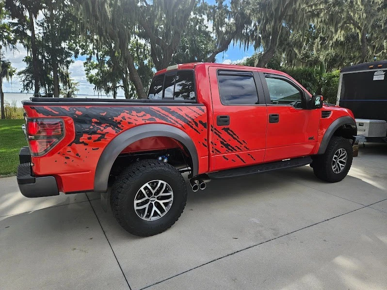 Ford F-150 SVT Raptor 2011 Foto 2 de 4