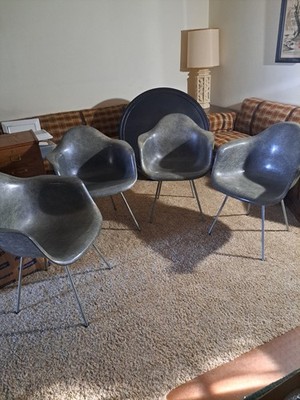 vintage 1950 Eames Herman Miller chairs set of 4