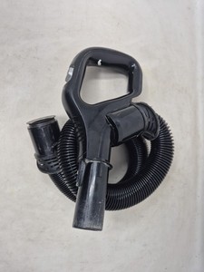 Schwarzer Griff und schwarzer Schlauch = Shark NV602ukt Lift Away Staubsauger