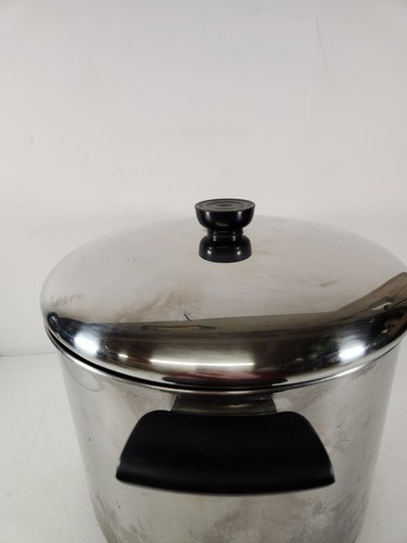 Vintage Paul Revere: 5 Qt Copper Bottom Stainless Steel Pot W/ Lid - Picture 3 of 9