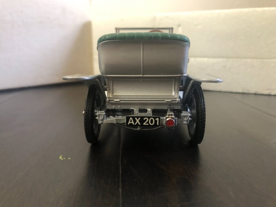Picture 5 of 9
