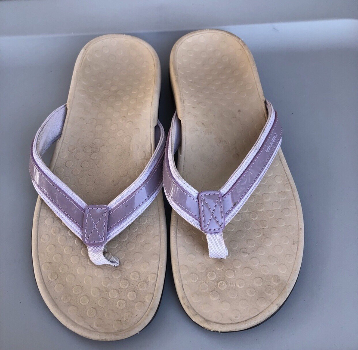 Vionic Comfort Thong Sandals in Pink - Size 10