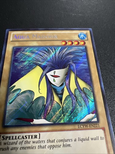 Yugioh Aqua Madoor LCYW-EN221 Holo Card 1996 - Picture 7 of 24