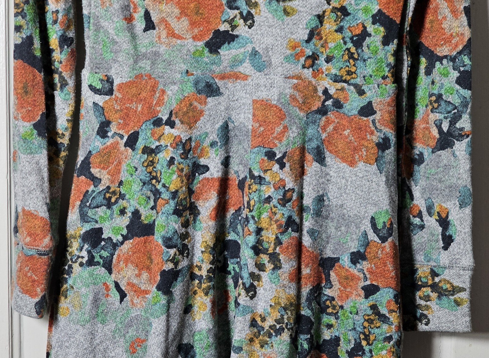 Fairycore Mon-Sun Dress Women's Size S Gray Floral Lace Sweatshirt L/S Comfy