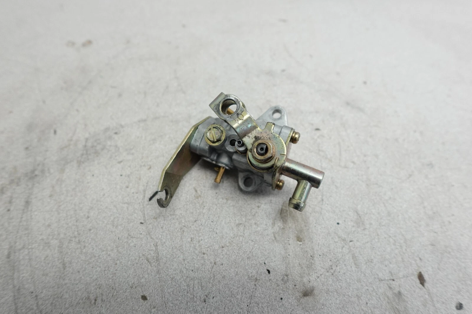 2001 MXZ Formula Summit 800 Ski-Doo OEM Engine Motor Oil Injection Pump Ass'y