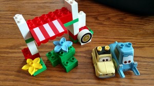 Lego Duplo 5818 Disney Pixar Cars Luigis Italian Place Ebay