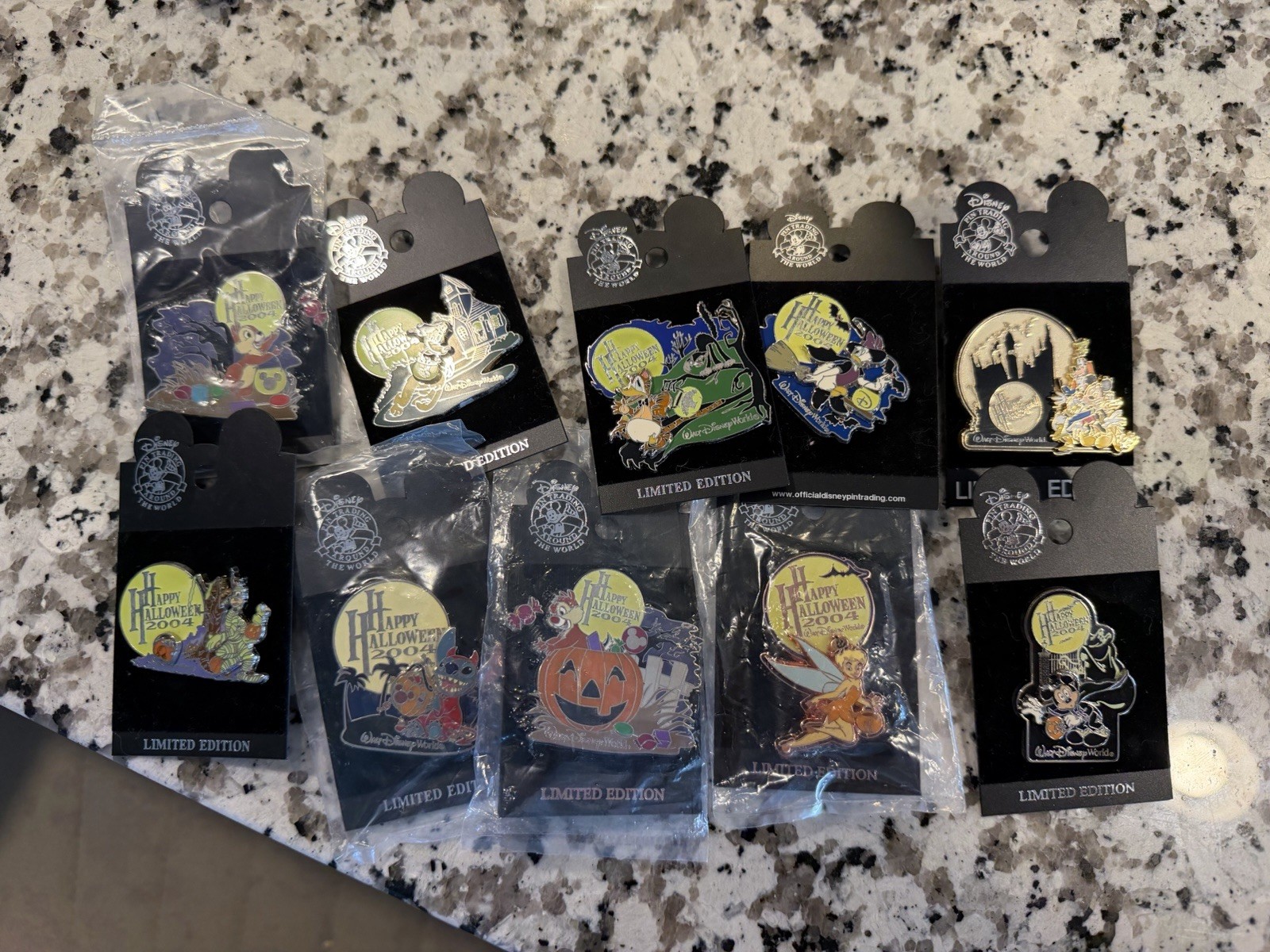 WDW 2004 HAPPY HALLOWEEN Pin Set 10 Total Pins From 2004