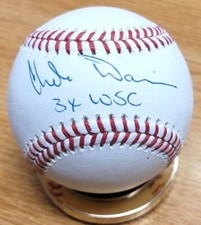 Autographed CHILI DAVIS Official Major League Baseball  Beckett Witness Holo