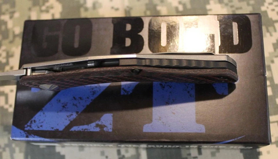 NUEVO KAI Zero Tolerance 0462 Cuchillo Plegable 20CV Tejido Rojo Fibra de Carbono SINKEVICH Foto 3 de 4