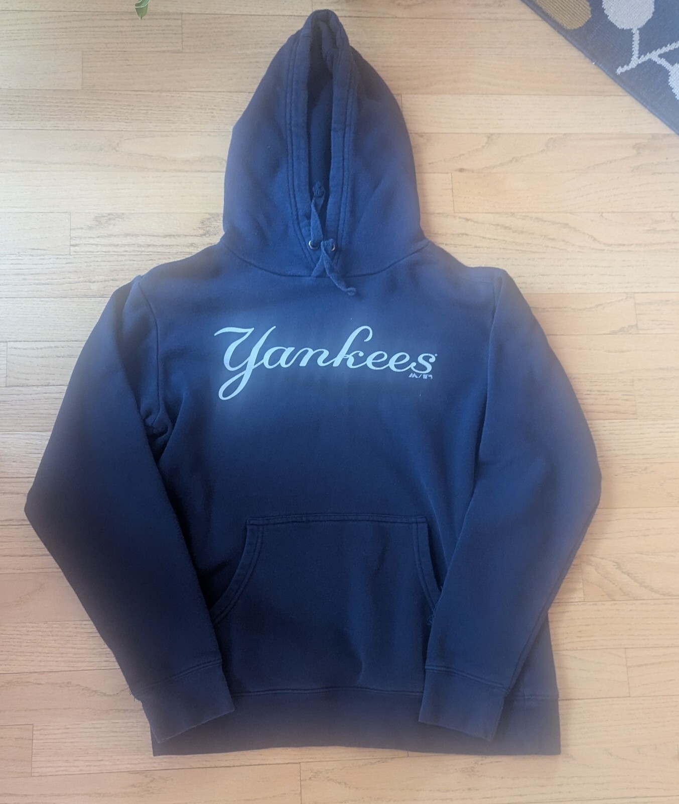 Picture 1 of 1