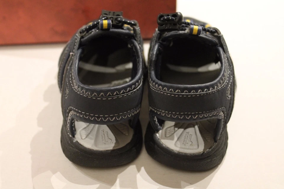 Arizona Lil Stan Azul Marino y Amarillo Zapatos Deportivos Sandalias Niño Pequeño Niño Talla 5 NUEVO Foto 4 de 4