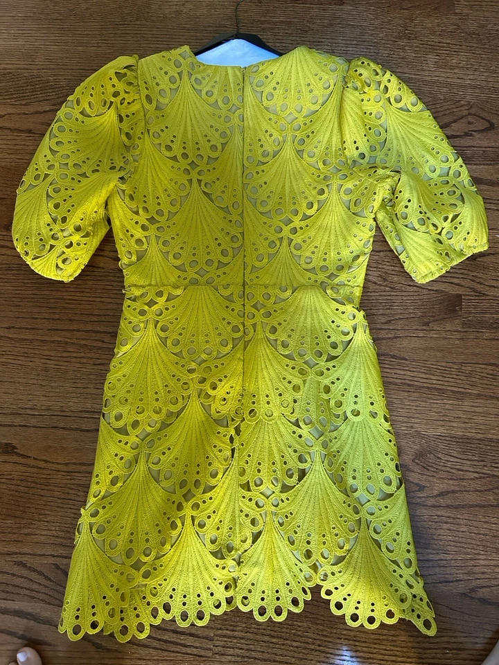 Vestido amarillo Αdelyn Rae Harper LG Foto 3 de 4