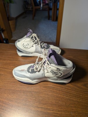 Nike Air Deldon Together We Fly Basketball Shoes Gray Size 9 DM4094-100