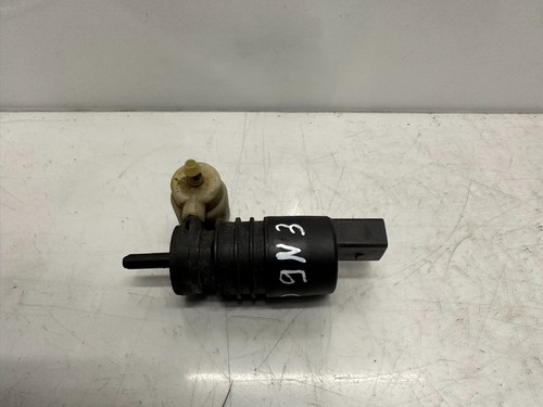 VW Passat 3C Golf V T4 Polo 9N3 Wischwasserpumpe  1K6955651   1K6 955 651