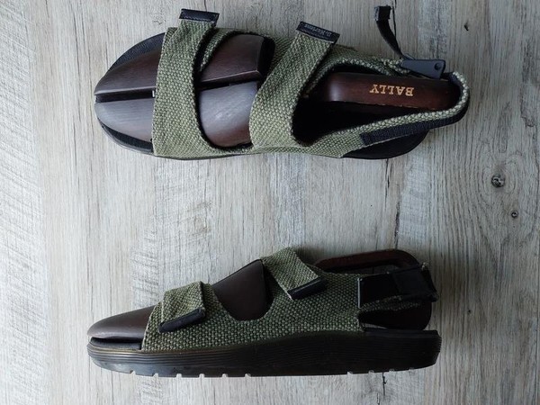 Men Dr. Martens Sandals Green 44