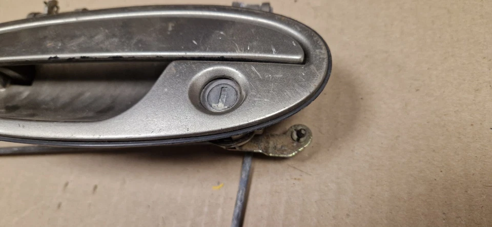 Chevrolet Corvette C5 1997-2004 puerta exterior Handel lado izquierdo del conductor 10439374 Foto 4 de 4