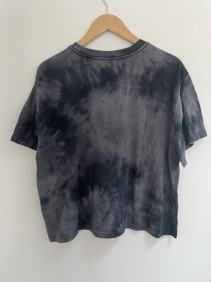 Marvel Women's Juniors Rainbow Marvel Logo Tie Dye Crewneck T-Shirt Gray XXXL 21 - Image 4 of 4