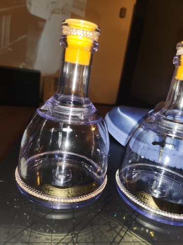 Rhinestone TRIM PLASTIC REUSABLE DUSSE CUP SHAPED LIKE BOTTLE. SCREW OFF TOP. - Picture 3 of 3