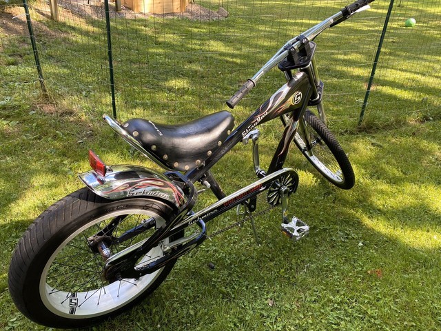 schwinn stingray chopper black