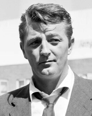 Robert Mitchum with tie loosened late 1950's portrait 8x10 real photo
