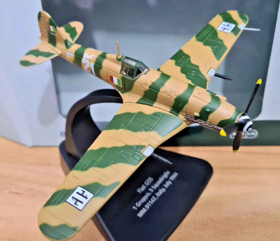 Fiat G55 Centauro  1 Gruppo Caccia 1944 - Scala 1:72 Die Cast - Oxford Aviation - Immagine 2 di 4