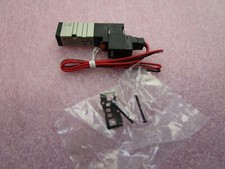 (1 NEW) SMC NVJ3133-SLZ Solenoid Valve