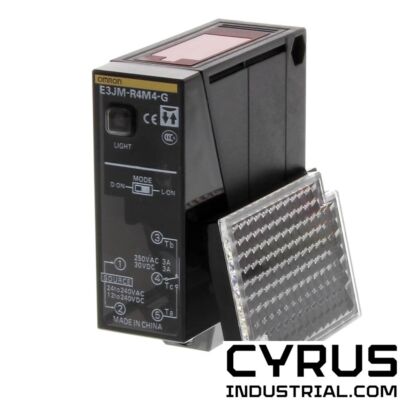 Omron E3JM-R4M4-G Photoelectric Sensor, AC/DC Power-free type 