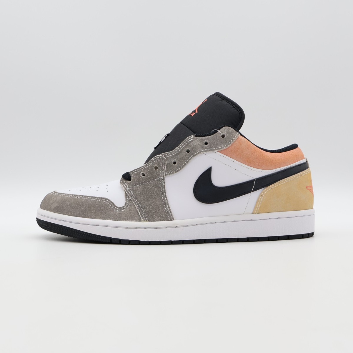 DX4334-008 Nike Air Jordan 1 Low Flight Club Black Magic DX4334-008 Nike Air Jordan 1 Low Flight Club Black Magic