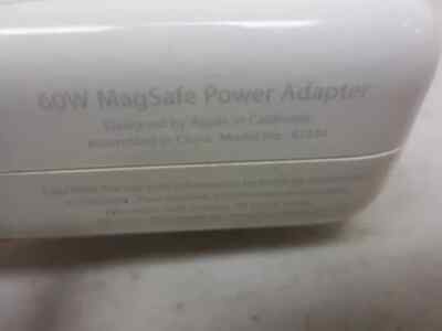 Original APPLE MacBook Pro 60W MagSafe Power Adapter Charger A1344