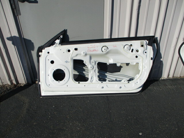 Maserati Granturismo 2008-2014 - RH Door Shell  - P/N  68498600
