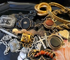 Antique Jewelry Lot Victorian Edwardian Mourning Gold Tone Untested Brooches Etc