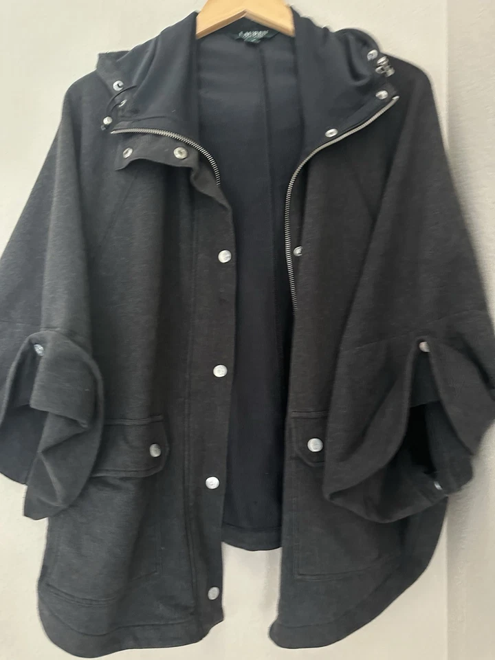 Poncho Ralph Lauren Capa De Colección, Algodón S/M Gris. Botones, bolsillos con logotipo plateado Foto 2 de 4