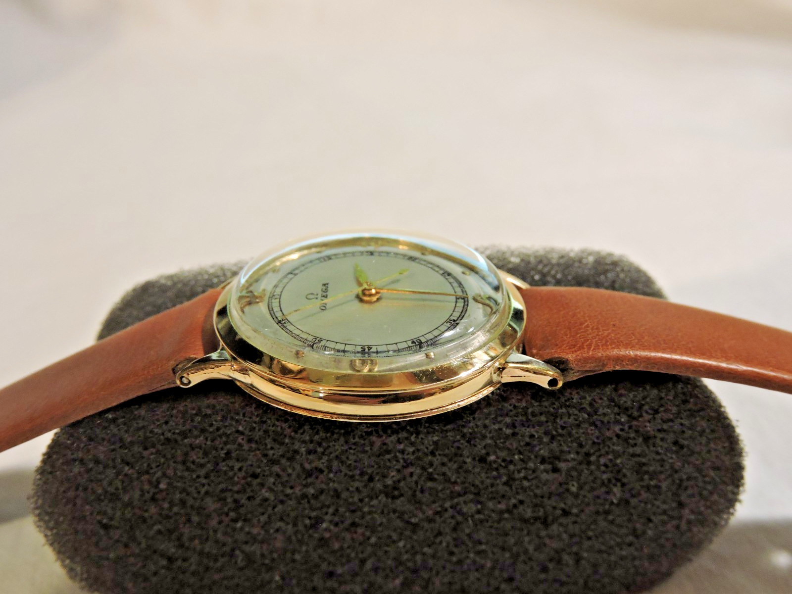 18K SOLID Gold Omega Automatic Bumper Nickel Coat… - image 8