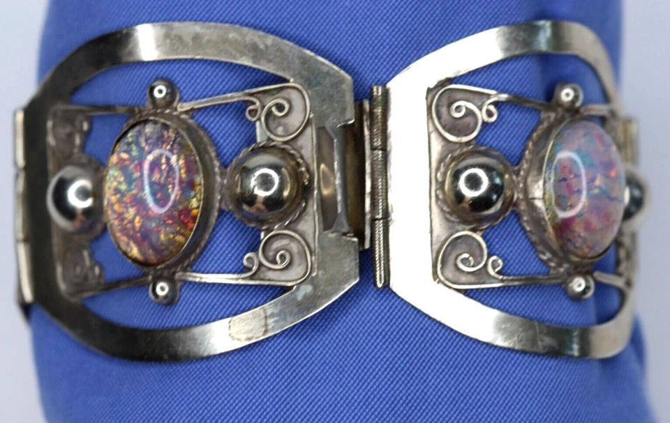 Sterling Silver .925 Taxco Mexico TNC Wide Panel Link Bracelet Foiled Glass Opal - Image 3 of 4
