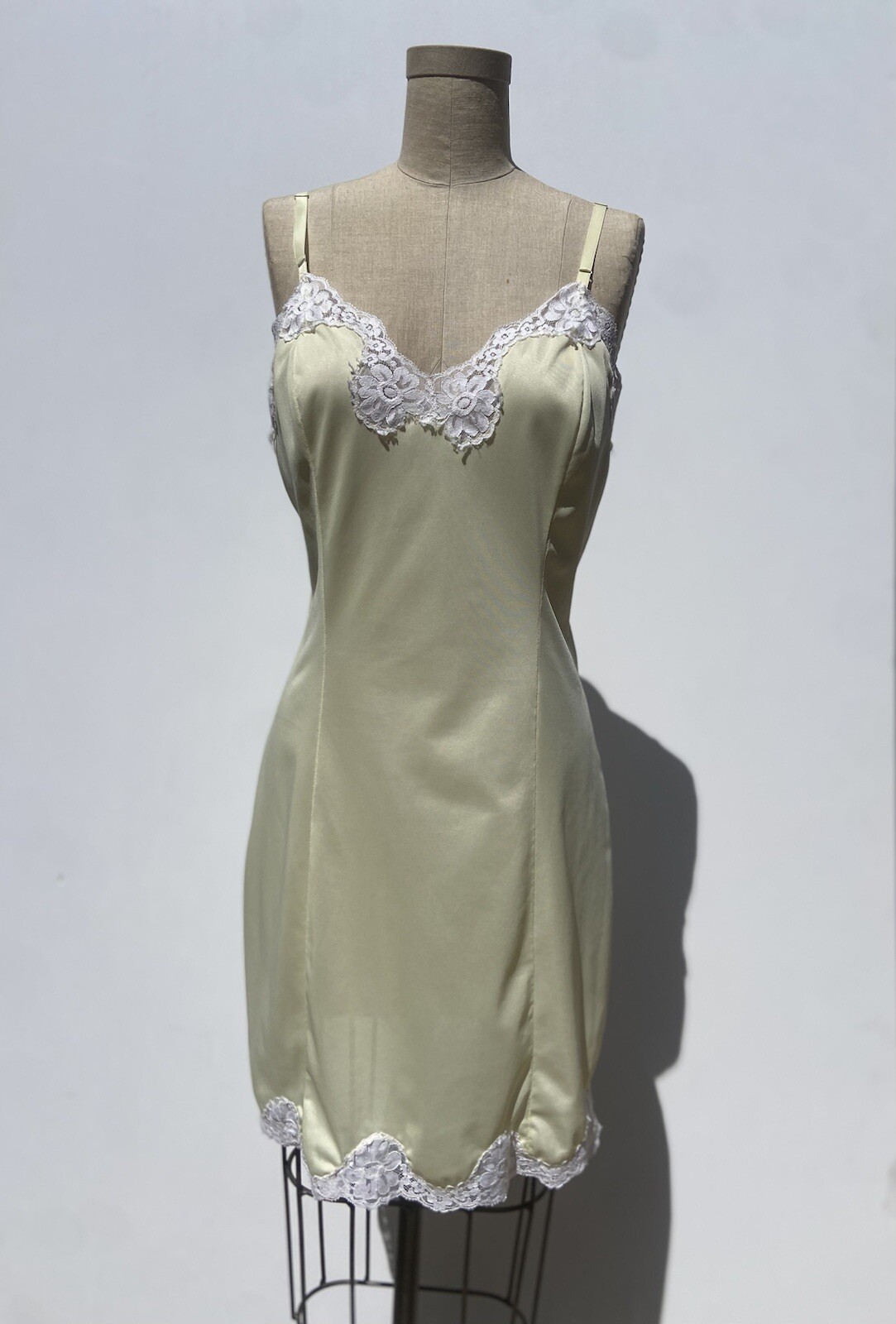 Vintage 50s/60s Satin Lace Slip Dress, Mid-Century Lingerie, Pin-Up Style. S/M