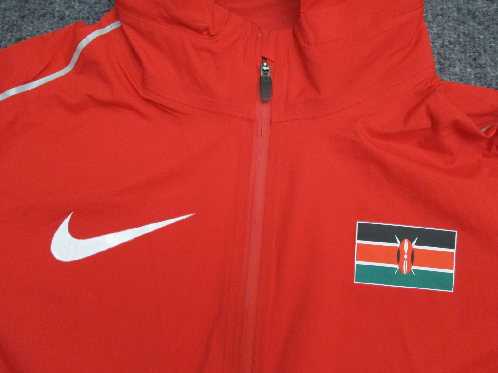 Nike Women's Pro Elite Kenya Hypershield Storm Track Jacket Team Issue - Small image 4