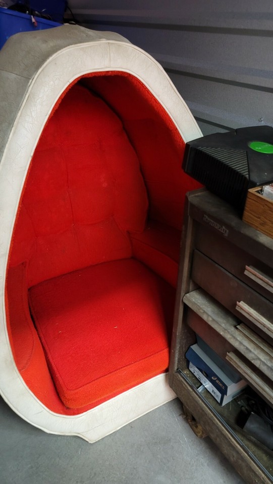 Mork And Mindy Egg Chair